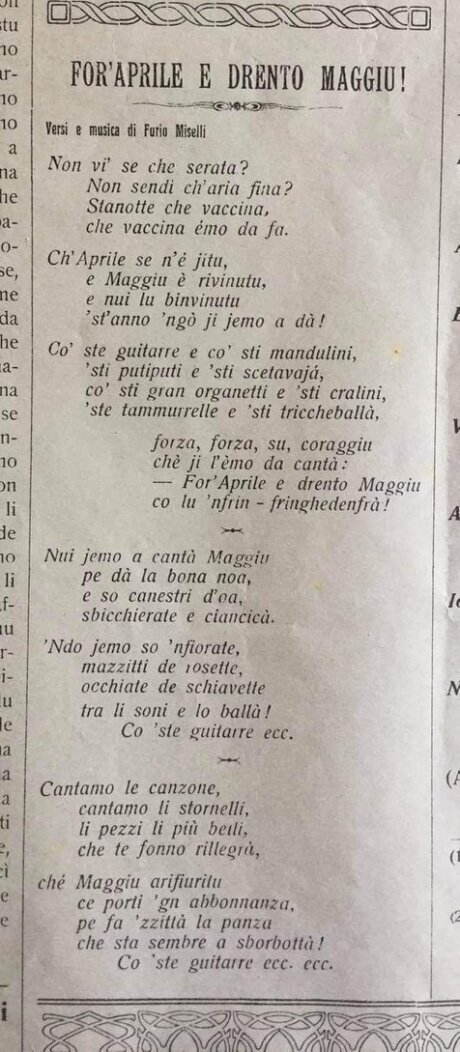 Gruppo maggiaiolo del Cantamaggio Ternano che canta per le vie del quartiere